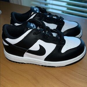 Toddler Nike Dunk Pandas
